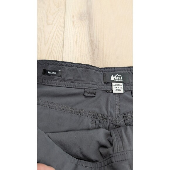 REI Co Op Pants Mens 34X32 Gray Sahara Convertible Cargo Outdoor Hiking 131001 - Picture 9 of 16